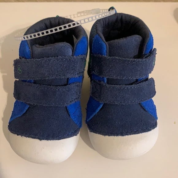 Stride Rite Other - Stride Rite Milo sneaker 3M